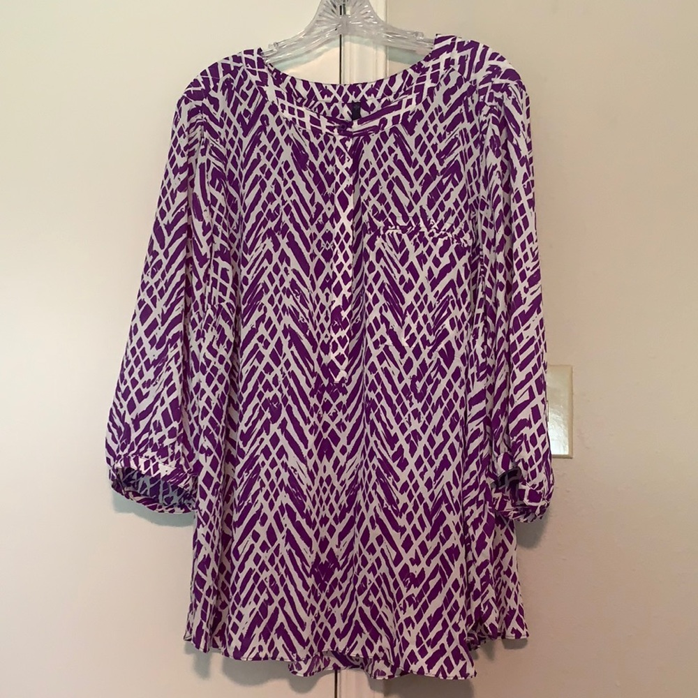 NYDJ top soft and flowy. Size 2X